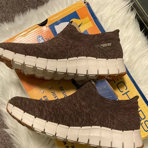 Skechers Women’s Chocolate Slip-On Loafers - Picture 7 of 9